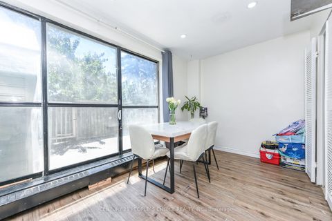 Photo 8 at 108 - 10 Eddystone Avenue, Jane Heights, Toronto