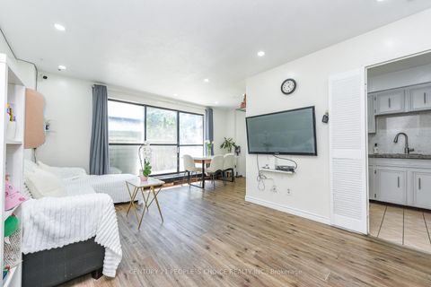 Photo 12 at 108 - 10 Eddystone Avenue, Jane Heights, Toronto