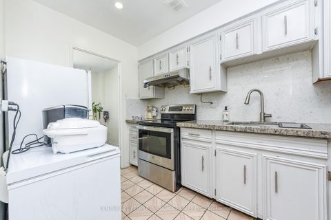 Photo 17 at 108 - 10 Eddystone Avenue, Jane Heights, Toronto