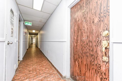 Photo 24 at 108 - 10 Eddystone Avenue, Jane Heights, Toronto