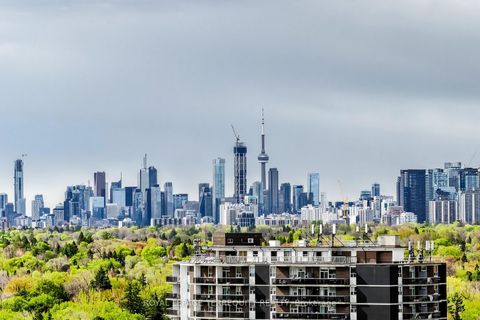 Photo 17 at LPH 1 - 2 Clairtrell Road, Willowdale East, Toronto