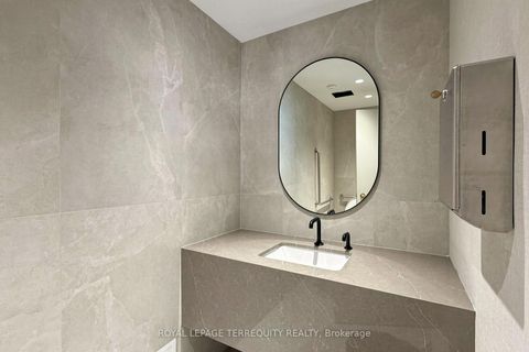Photo 19 at LPH 1 - 2 Clairtrell Road, Willowdale East, Toronto