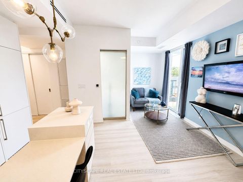 Photo 7 at 506 - 185 Alberta Avenue, Oakwood Village, Toronto