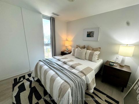 Photo 13 at 506 - 185 Alberta Avenue, Oakwood Village, Toronto