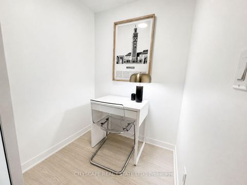 Photo 14 at 506 - 185 Alberta Avenue, Oakwood Village, Toronto