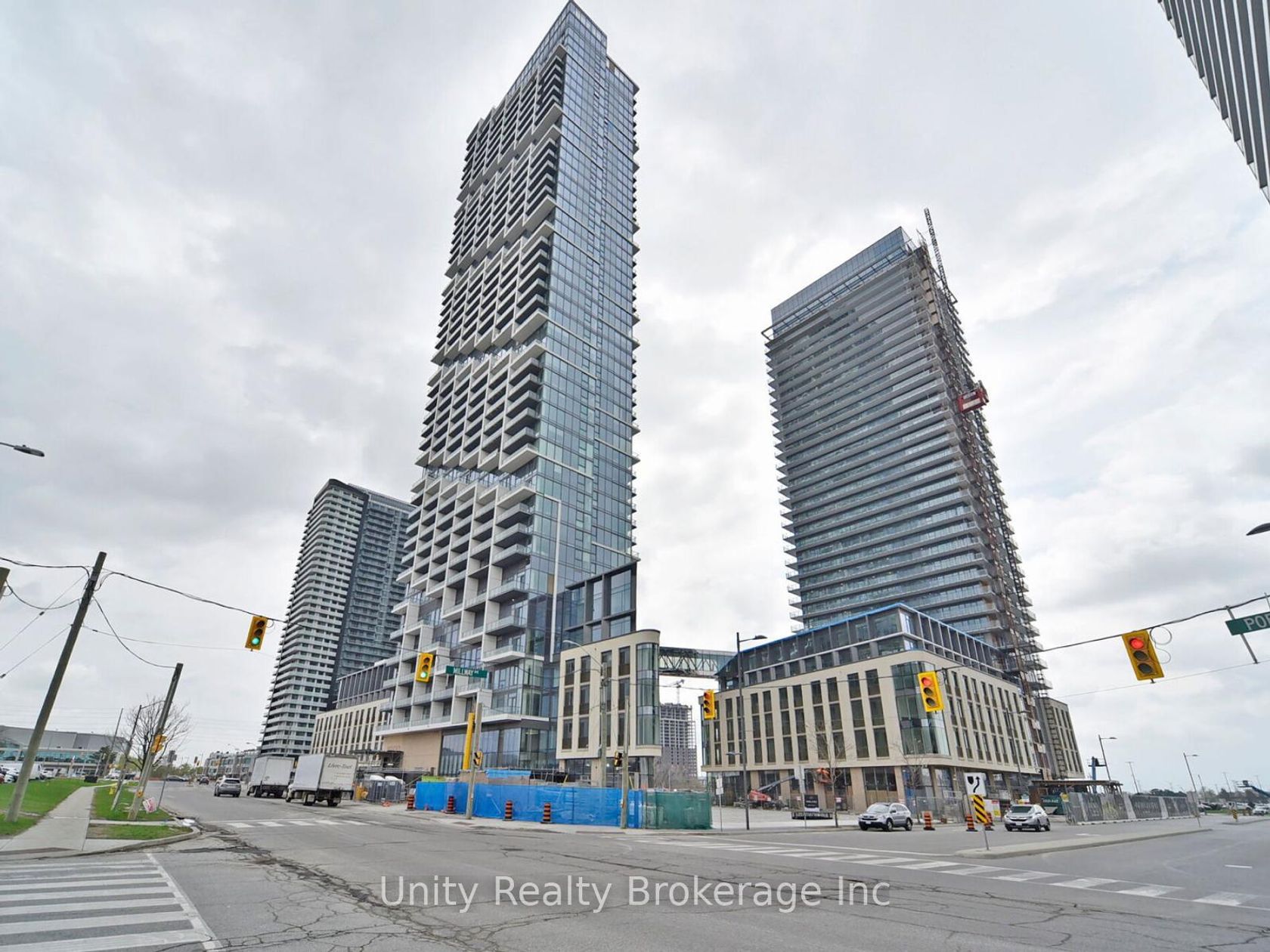 305 - 1000 Portage Parkway, Vaughan Corporate Centre, Vaughan photo number 2