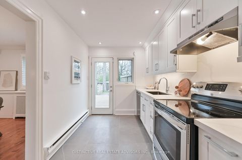 Photo 15 at 168 Moore Avenue, Moore Park, Toronto