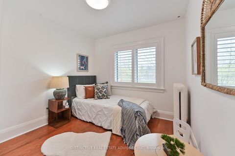 Photo 21 at 168 Moore Avenue, Moore Park, Toronto