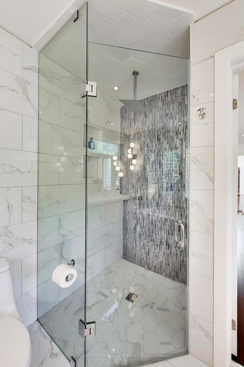 Photo 20 at 459 Soudan Avenue, Mount Pleasant East, Toronto