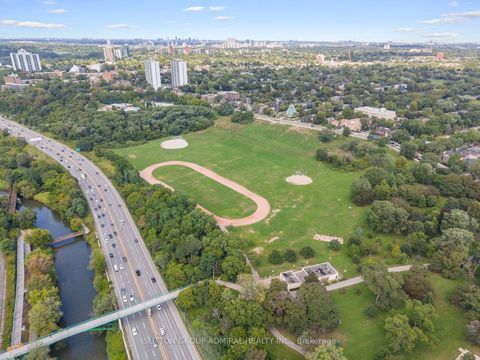 Photo 29 at 907 - 170 Sumach Street, Regent Park, Toronto
