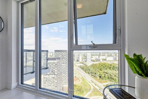 Photo 16 at 4207 - 30 Inn on the Park Drive, Don Mills, Toronto