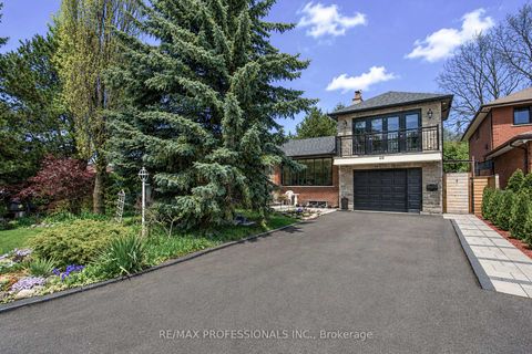 Photo 1 at 40 Cowley Avenue, City Centre West, Toronto