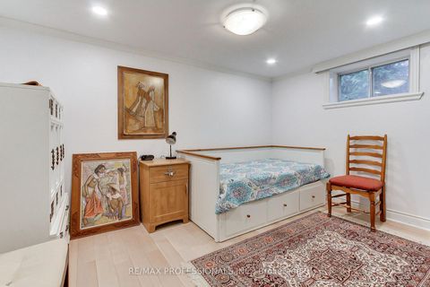 Photo 20 at 40 Cowley Avenue, City Centre West, Toronto