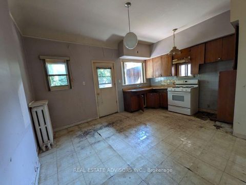 Photo 5 at 61 Greensides Avenue, Wychwood, Toronto