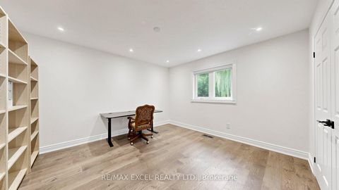Photo 33 at 2B Trinity Crescent, Doncrest, Richmond Hill