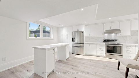 Photo 37 at 2B Trinity Crescent, Doncrest, Richmond Hill