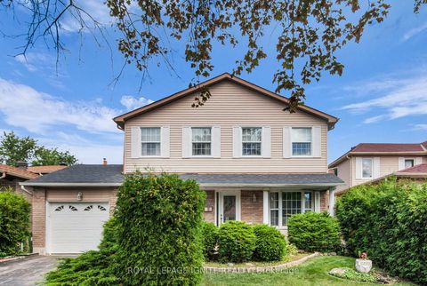 Photo 1 at 55 Fawcett Trail, Malvern, Toronto