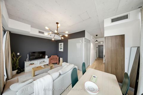 Photo 5 at 1810 - 20 Minowan Miikan Lane, Little Portugal, Toronto