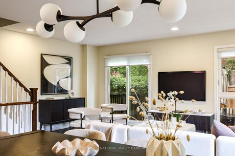 Photo 4 at 70 Sylvan Valley Way, Nortown, Toronto
