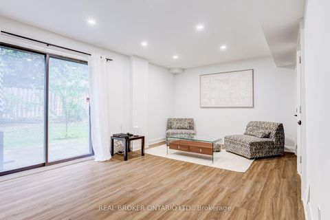 Photo 36 at 7 Maple Branch Path, The Westway, Toronto