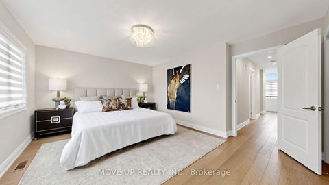 Photo 19 at 35 Lauderdale Drive, Patterson, Vaughan