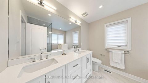 Photo 22 at 35 Lauderdale Drive, Patterson, Vaughan