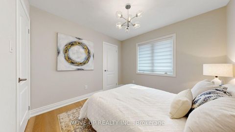Photo 27 at 35 Lauderdale Drive, Patterson, Vaughan