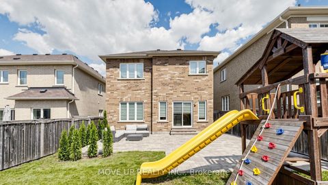 Photo 44 at 35 Lauderdale Drive, Patterson, Vaughan