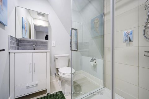 Photo 31 at 737 Shaw Street, Little Italy, Toronto