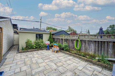 Photo 42 at 737 Shaw Street, Little Italy, Toronto