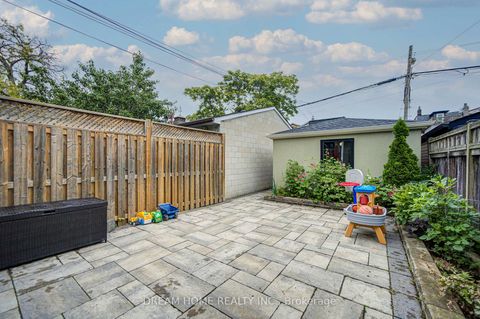 Photo 43 at 737 Shaw Street, Little Italy, Toronto