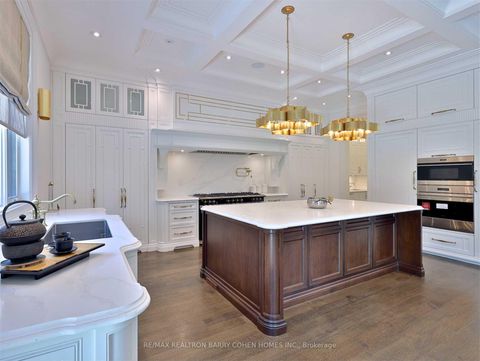 Photo 3 at 39 Arjay Crescent, York Mills, Toronto