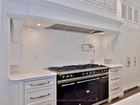 Photo 4 at 39 Arjay Crescent, York Mills, Toronto