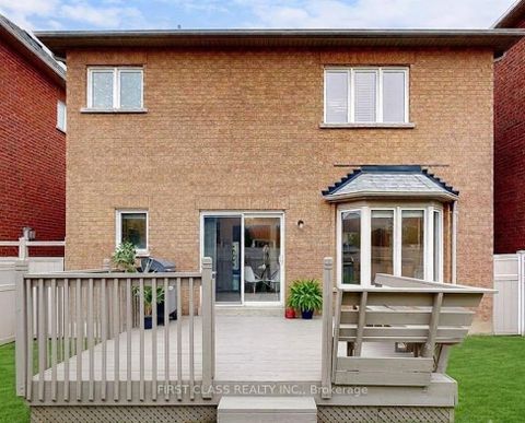 Photo 39 at 79 Carnoustie Crescent, Jefferson, Richmond Hill