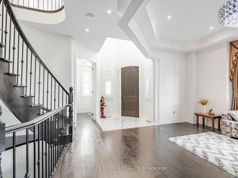 Photo 4 at 9A Anglin Drive, Jefferson, Richmond Hill