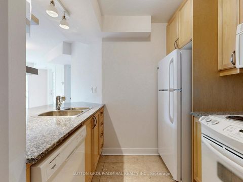 Photo 11 at 812 - 100 Hayden Street, Yonge Corridor, Toronto