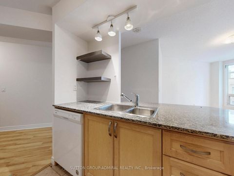Photo 15 at 812 - 100 Hayden Street, Yonge Corridor, Toronto