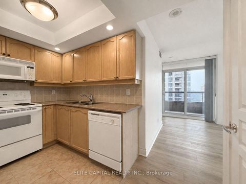 Photo 4 at 2018 - 15 Northtown Way, Willowdale East, Toronto