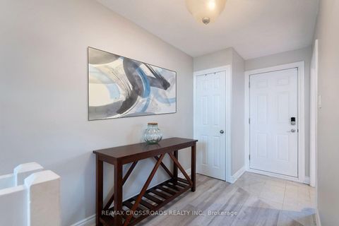 Photo 2 at 65 - 10 Rodda Boulevard, West Hill, Toronto