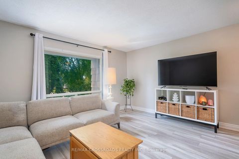 Photo 5 at 65 - 10 Rodda Boulevard, West Hill, Toronto