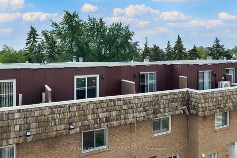 Photo 16 at 65 - 10 Rodda Boulevard, West Hill, Toronto