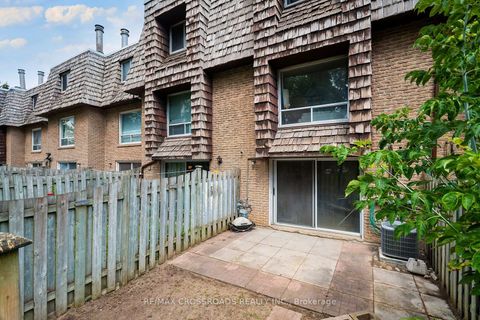 Photo 25 at 65 - 10 Rodda Boulevard, West Hill, Toronto