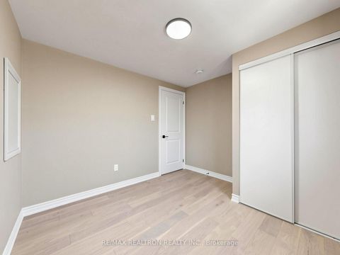 Photo 18 at 20 Harnworth Drive, Hillcrest Village, Toronto