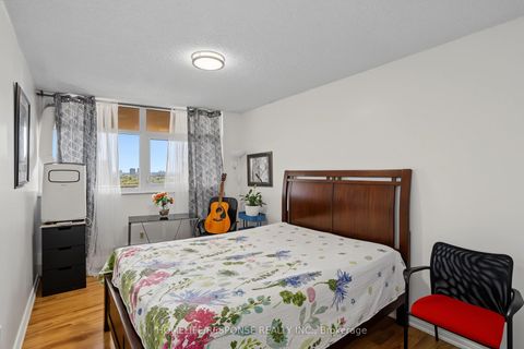 Photo 14 at 1801 - 100 ECHO POINT, L'Amoreaux, Toronto