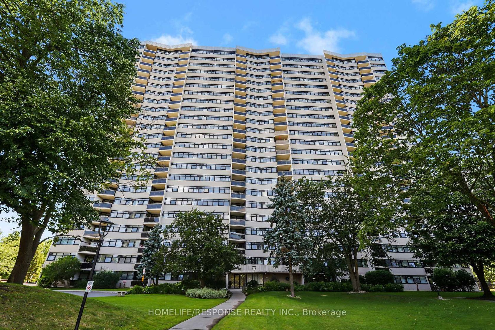 1801 - 100 ECHO POINT, L