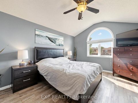 Photo 15 at 6 Booth Lane, Painswick South, Barrie