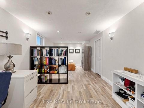 Photo 35 at 6 Booth Lane, Painswick South, Barrie