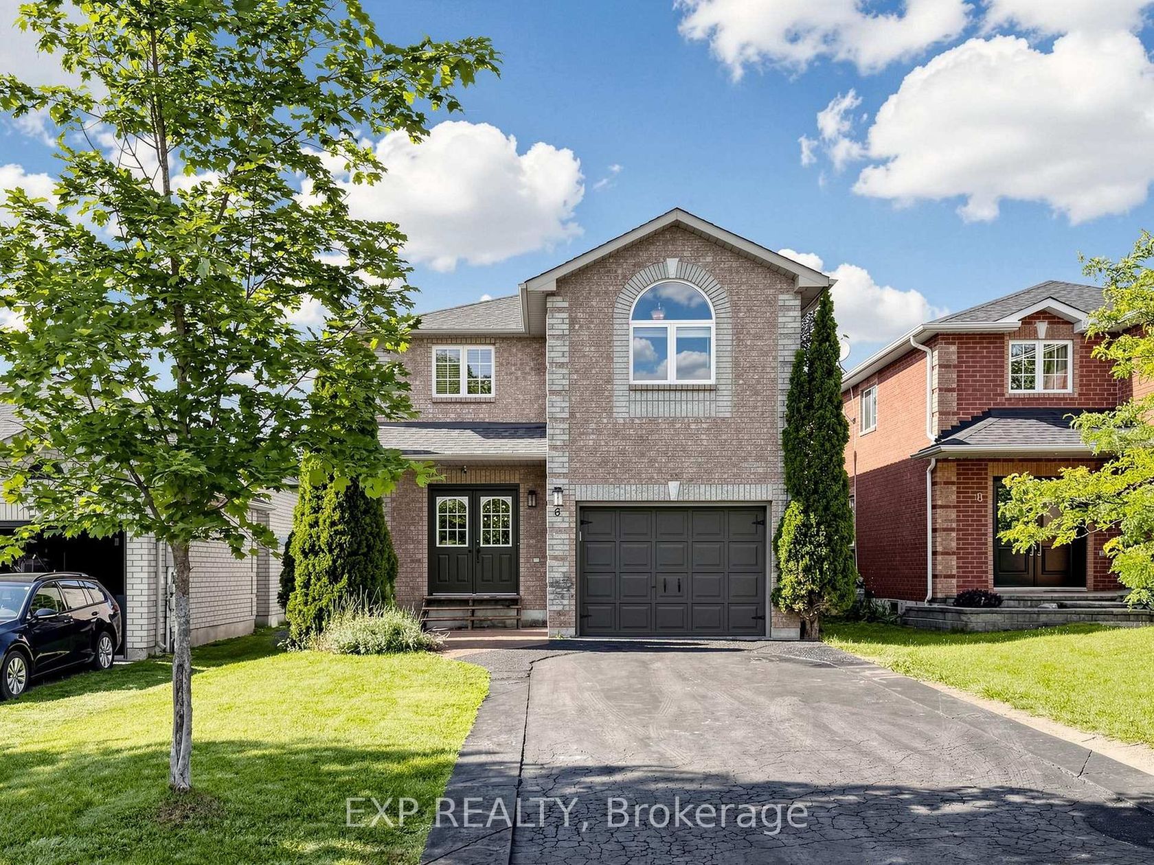 6 Booth Lane, Painswick South, Barrie photo number 2
