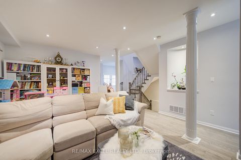 Photo 12 at 6 Sapphire Drive, Rouge Woods, Richmond Hill