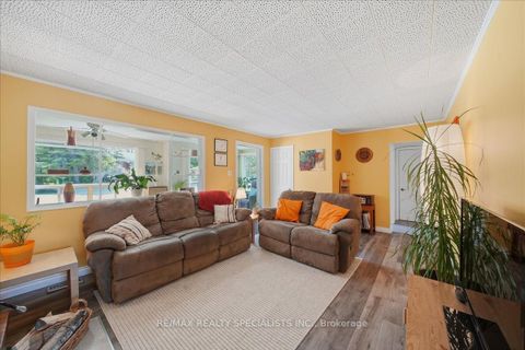 Photo 17 at 644 Rose Lane, Alcona, Innisfil